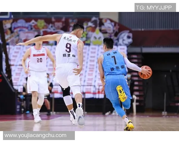 赛后分析：北京足球队与西安足球队的比赛节奏与战术对比探讨